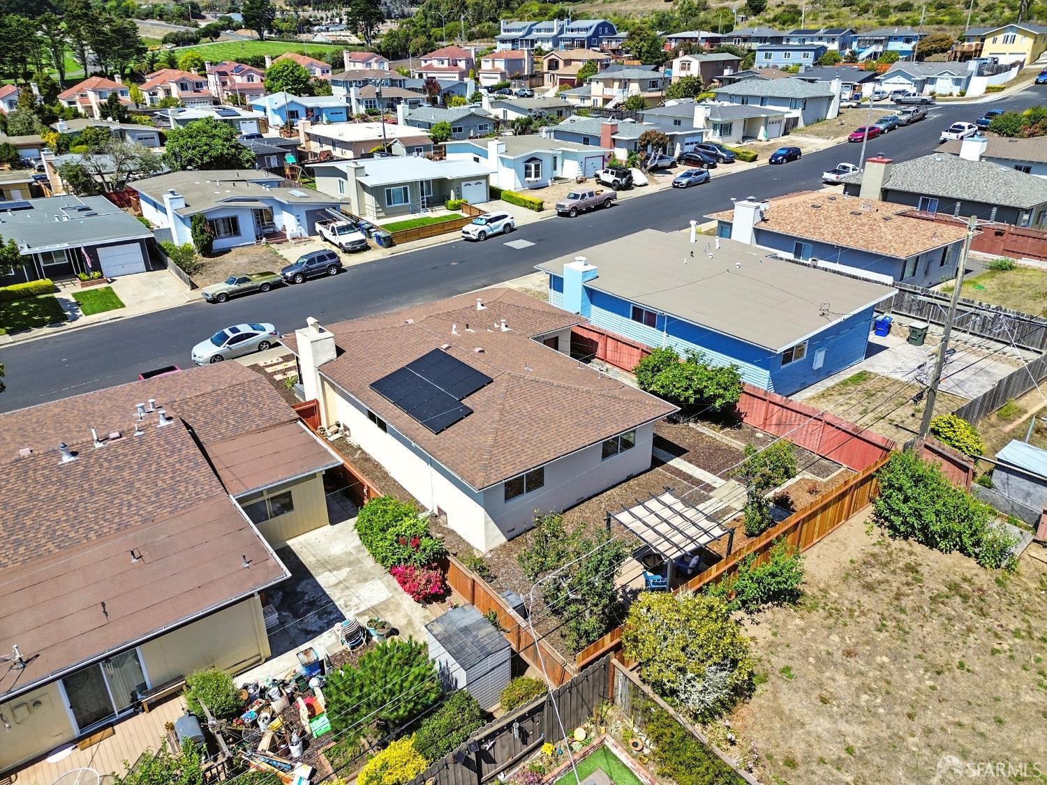 Detail Gallery Image 36 of 38 For 448 Evergreen Dr, South San Francisco,  CA 94080 - 4 Beds | 2 Baths