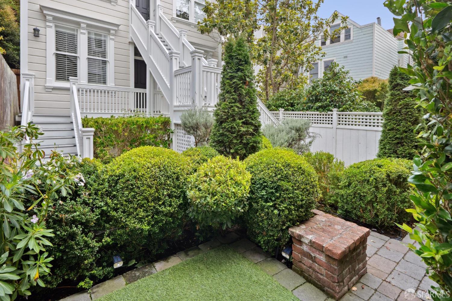 Photo #23: 425070019 Listing: Photo #23