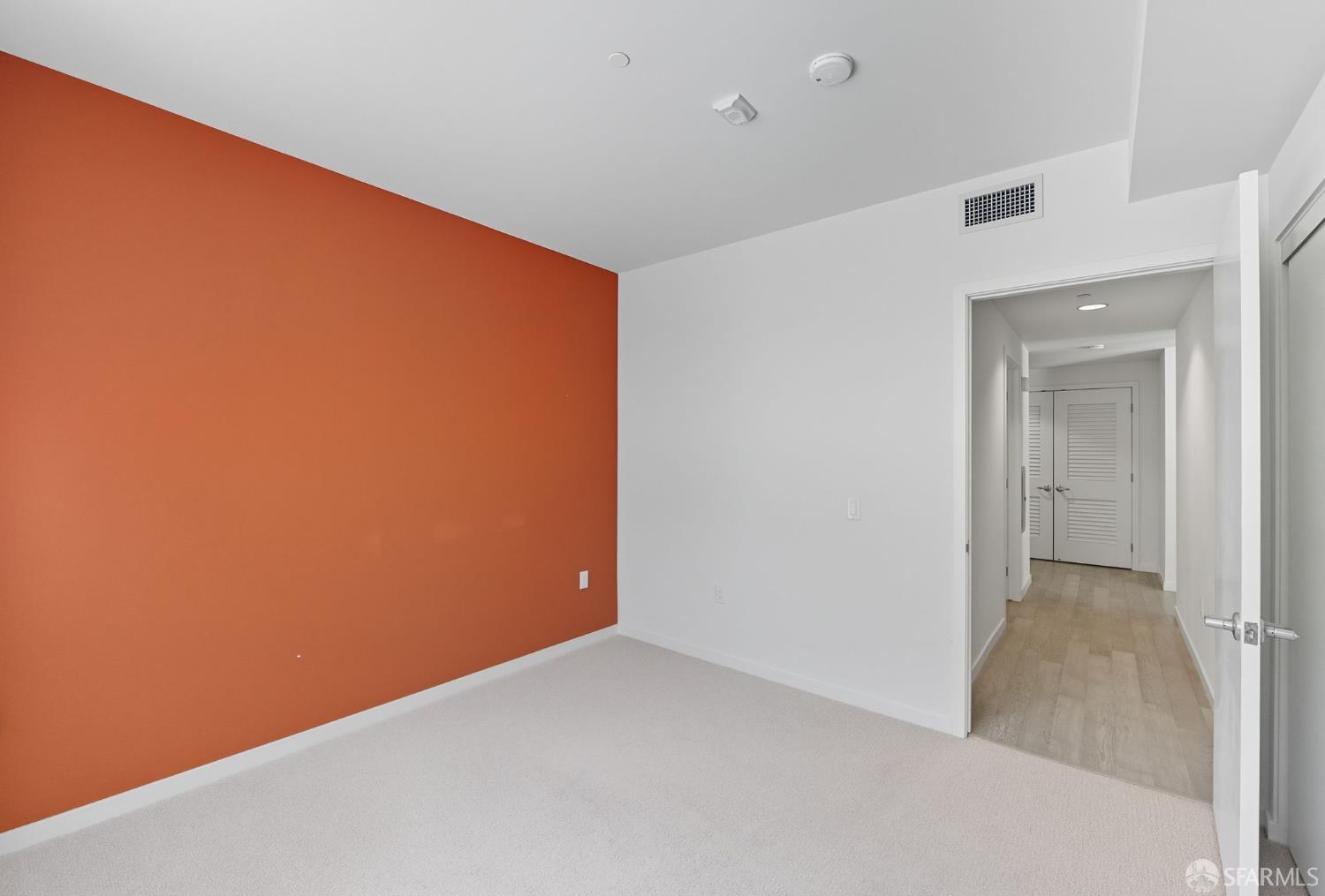 Photo #23: 425073170 Listing: Photo #23