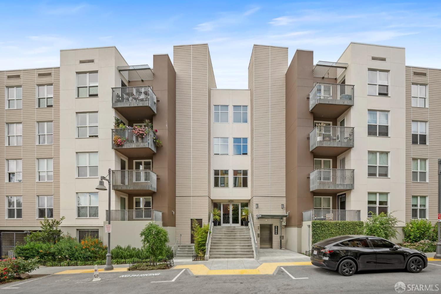 Detail Gallery Image 45 of 53 For 5800 3rd St #1121,  San Francisco,  CA 94124 - 3 Beds | 3 Baths