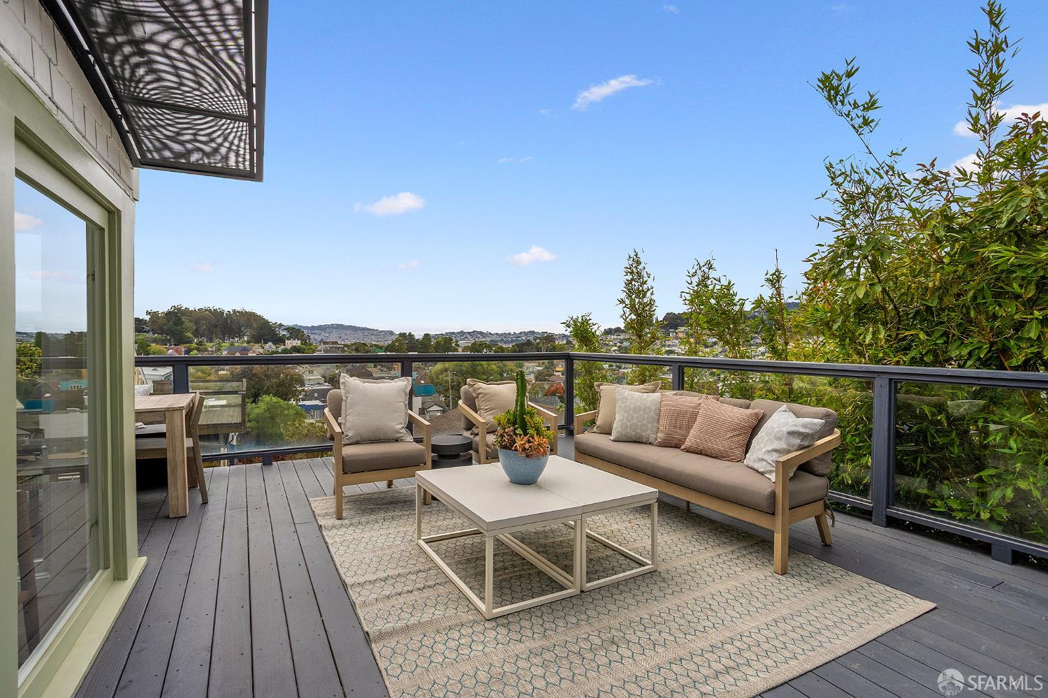 Detail Gallery Image 14 of 25 For 162 Bocana St, San Francisco,  CA 94110 - 3 Beds | 2 Baths