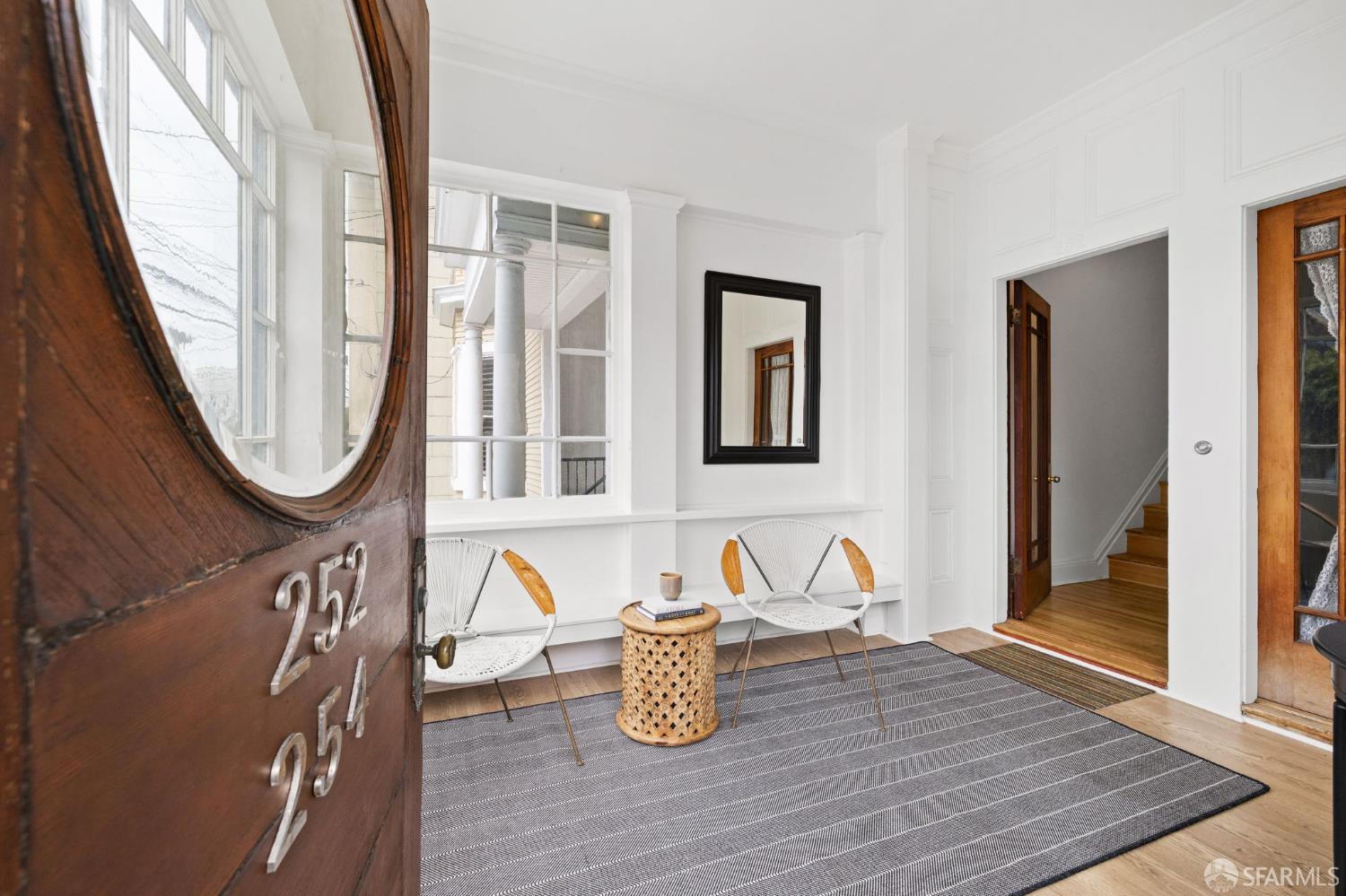 Photo #2: 425072400 Listing 