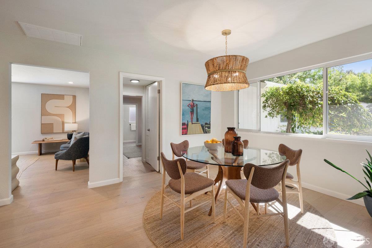 Detail Gallery Image 16 of 58 For 714 Wimbledon Rd, Walnut Creek,  CA 94598 - 5 Beds | 2/1 Baths