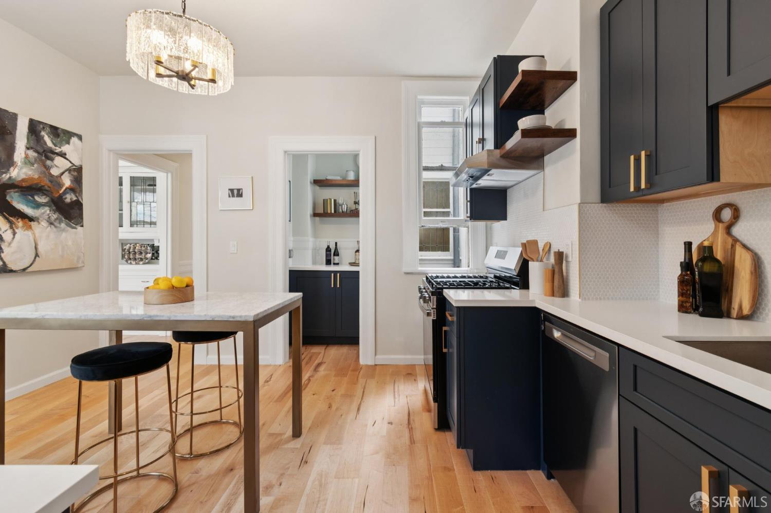 Detail Gallery Image 29 of 98 For 1136 Mason St, San Francisco,  CA 94108 - – Beds | – Baths