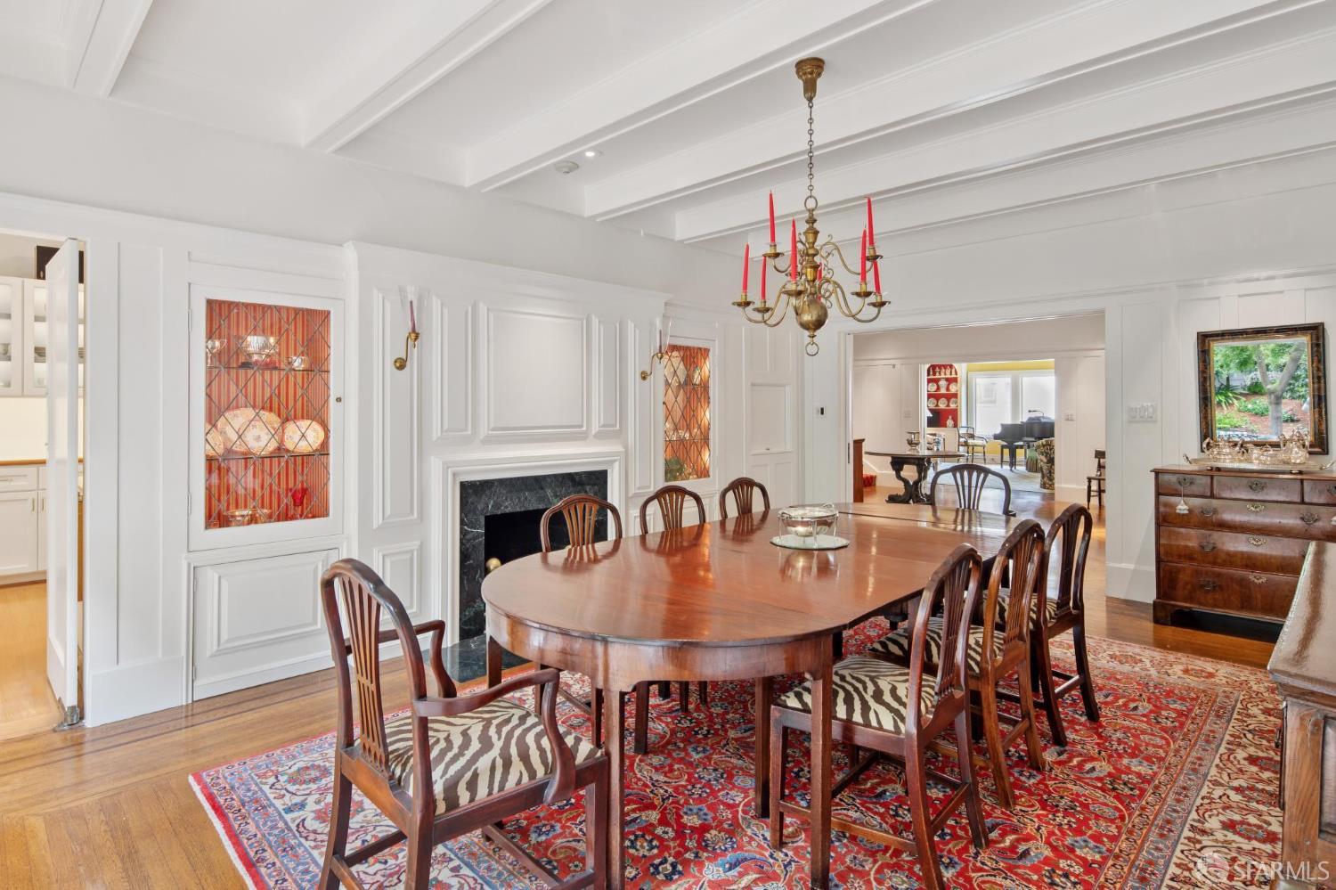Detail Gallery Image 16 of 29 For 2651 Pierce St, San Francisco,  CA 94123 - 4 Beds | 4/1 Baths