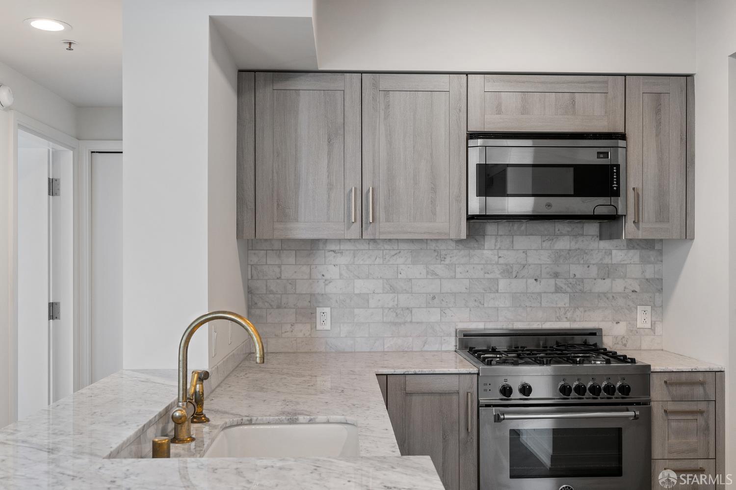 Detail Gallery Image 6 of 35 For 401 Harrison St 24g,  San Francisco,  CA 94105 - 1 Beds | 1 Baths