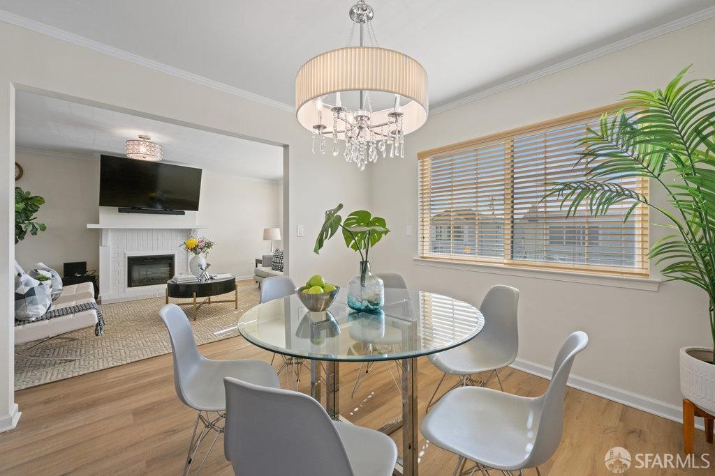 Detail Gallery Image 8 of 34 For 227 Gateway Dr, Pacifica,  CA 94044 - 4 Beds | 3 Baths