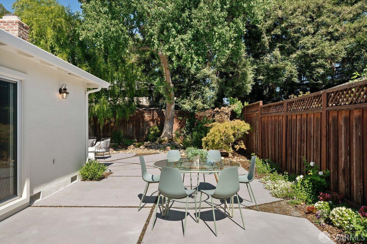 Detail Gallery Image 57 of 58 For 714 Wimbledon Rd, Walnut Creek,  CA 94598 - 5 Beds | 2/1 Baths