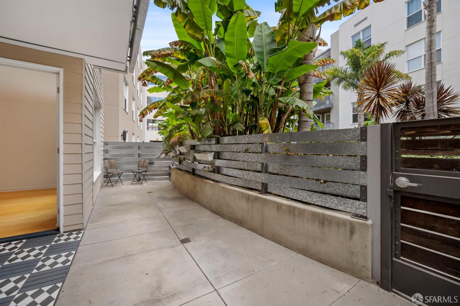 Detail Gallery Image 11 of 53 For 5800 3rd St #1121,  San Francisco,  CA 94124 - 3 Beds | 3 Baths