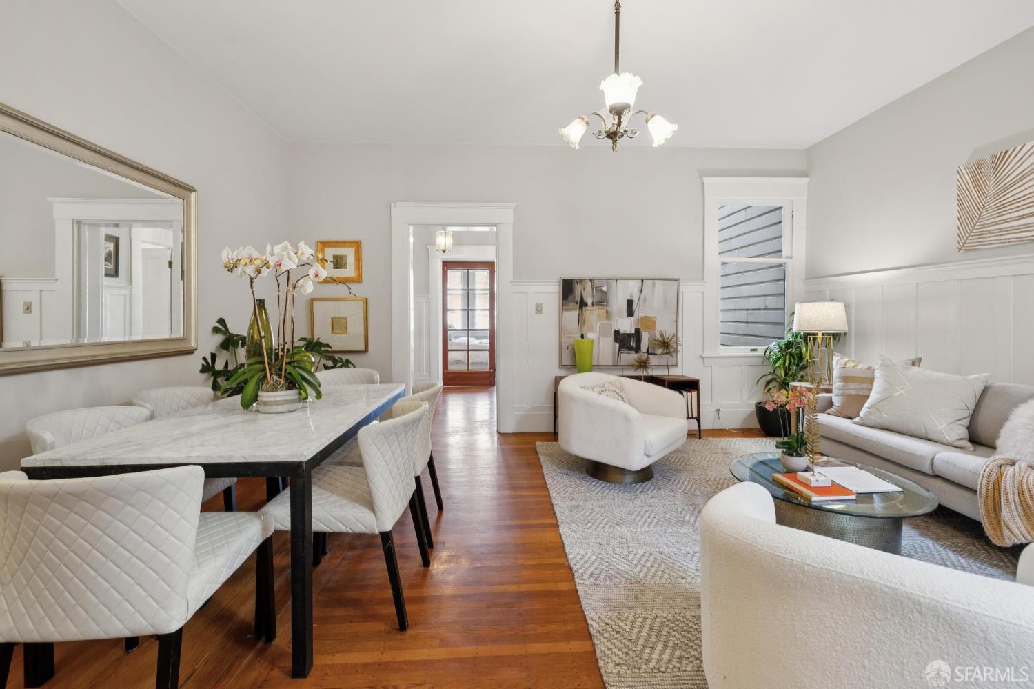 Photo #5: 425073136 Listing 