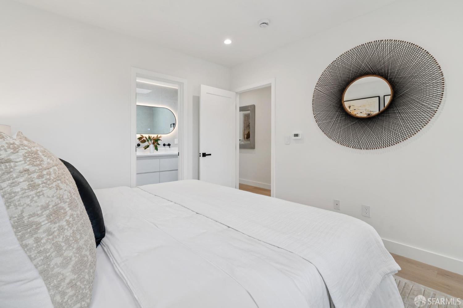 Detail Gallery Image 45 of 93 For 567 45th Ave, San Francisco,  CA 94121 - 4 Beds | 4/1 Baths