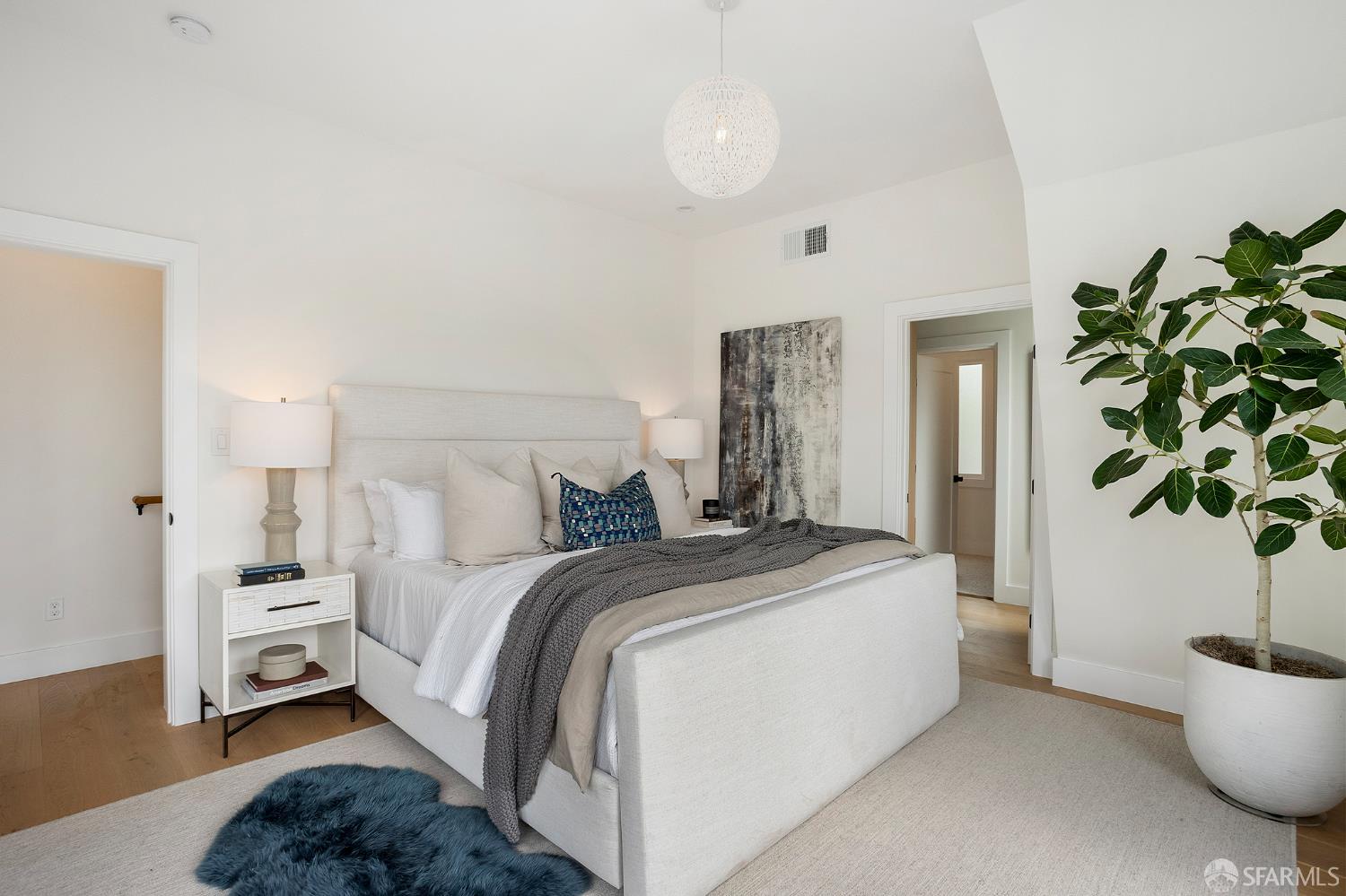 Detail Gallery Image 9 of 25 For 162 Bocana St, San Francisco,  CA 94110 - 3 Beds | 2 Baths
