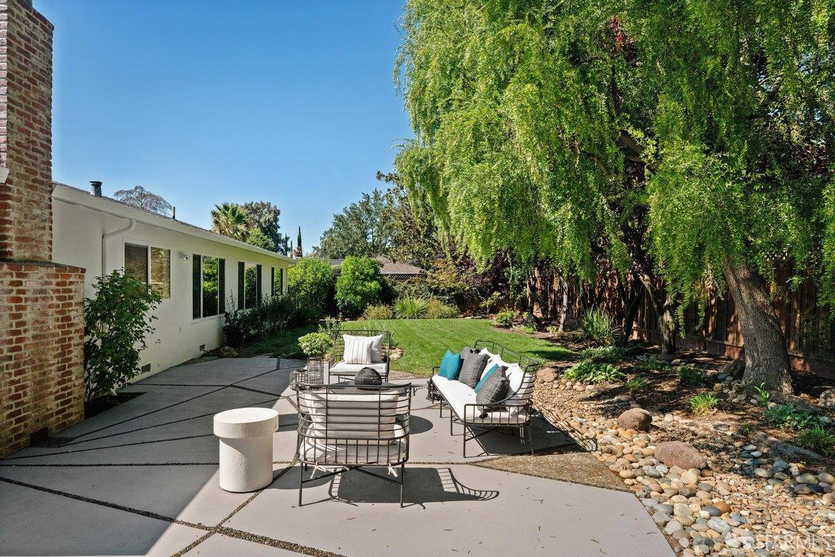Detail Gallery Image 55 of 58 For 714 Wimbledon Rd, Walnut Creek,  CA 94598 - 5 Beds | 2/1 Baths