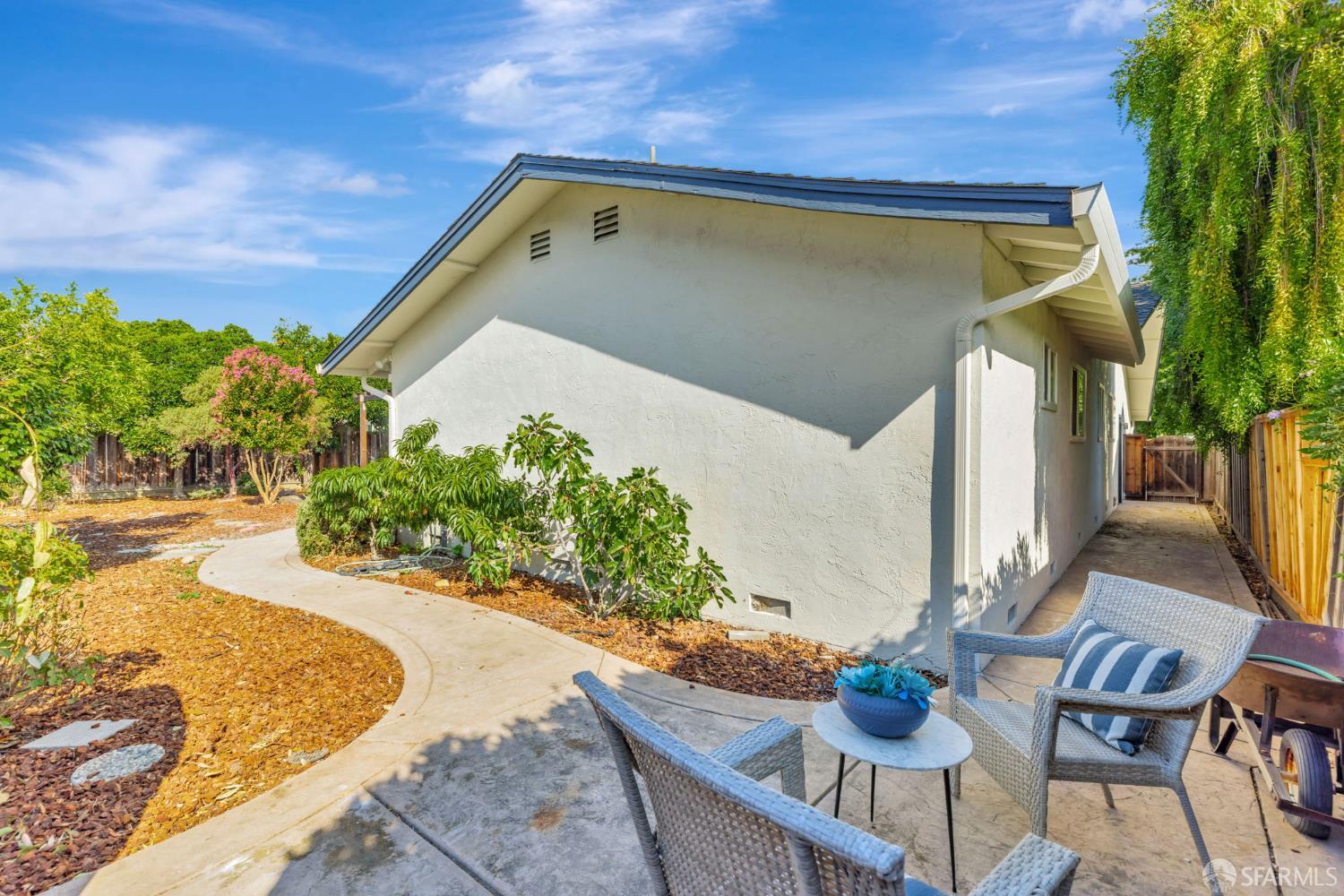 Detail Gallery Image 36 of 37 For 1467 Hudson Way, Livermore,  CA 94550 - 4 Beds | 2 Baths