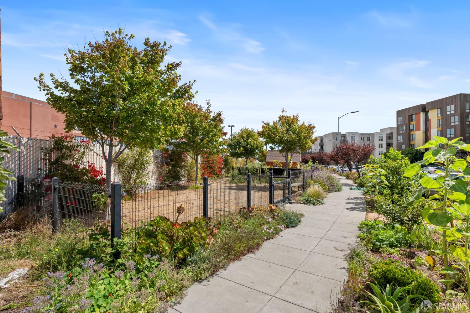 Detail Gallery Image 48 of 53 For 5800 3rd St #1121,  San Francisco,  CA 94124 - 3 Beds | 3 Baths