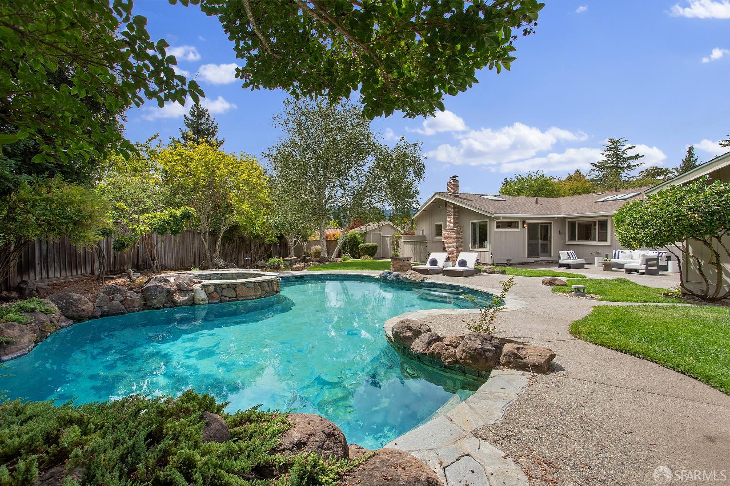 Detail Gallery Image 44 of 50 For 221 Likely Dr, Alamo,  CA 94507 - 4 Beds | 3 Baths