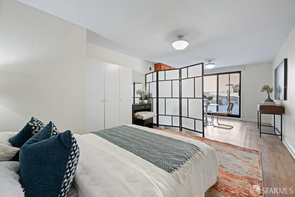Detail Gallery Image 22 of 34 For 227 Gateway Dr, Pacifica,  CA 94044 - 4 Beds | 3 Baths