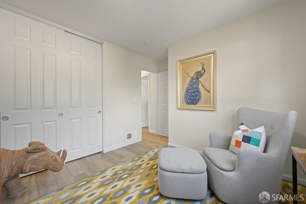 Detail Gallery Image 18 of 34 For 227 Gateway Dr, Pacifica,  CA 94044 - 4 Beds | 3 Baths