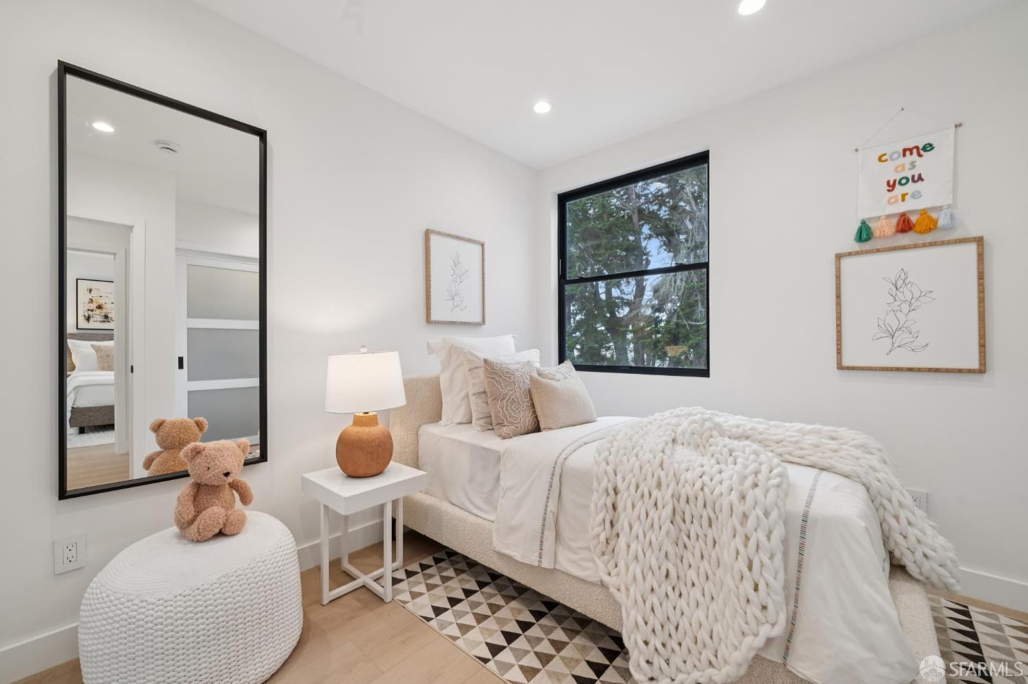 Detail Gallery Image 55 of 93 For 567 45th Ave, San Francisco,  CA 94121 - 4 Beds | 4/1 Baths