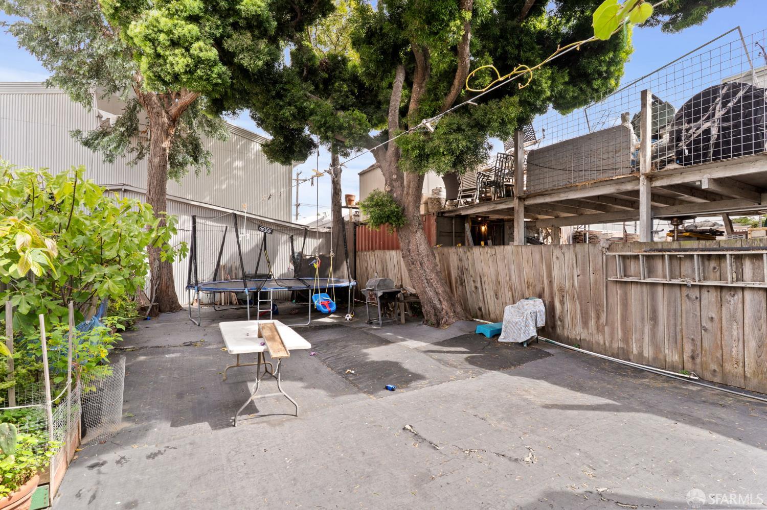 Detail Gallery Image 11 of 12 For 1078 Montgomery Ave, San Bruno,  CA 94066 - 2 Beds | 1 Baths