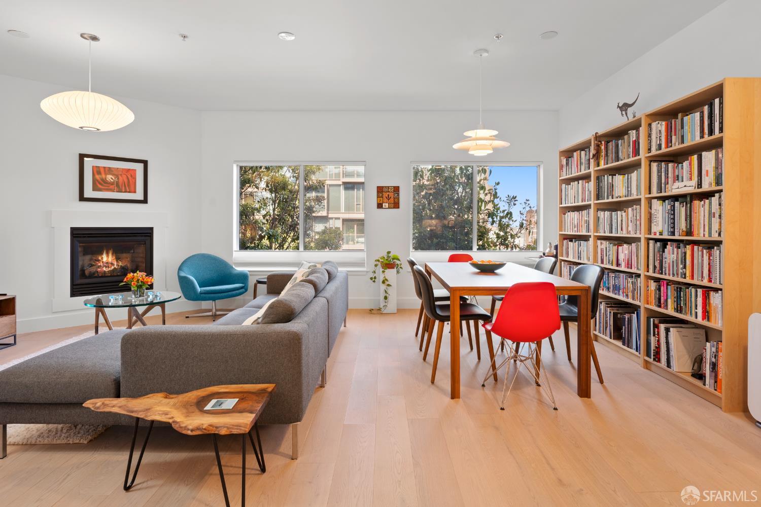MLS: 425072932 Condo For Sale