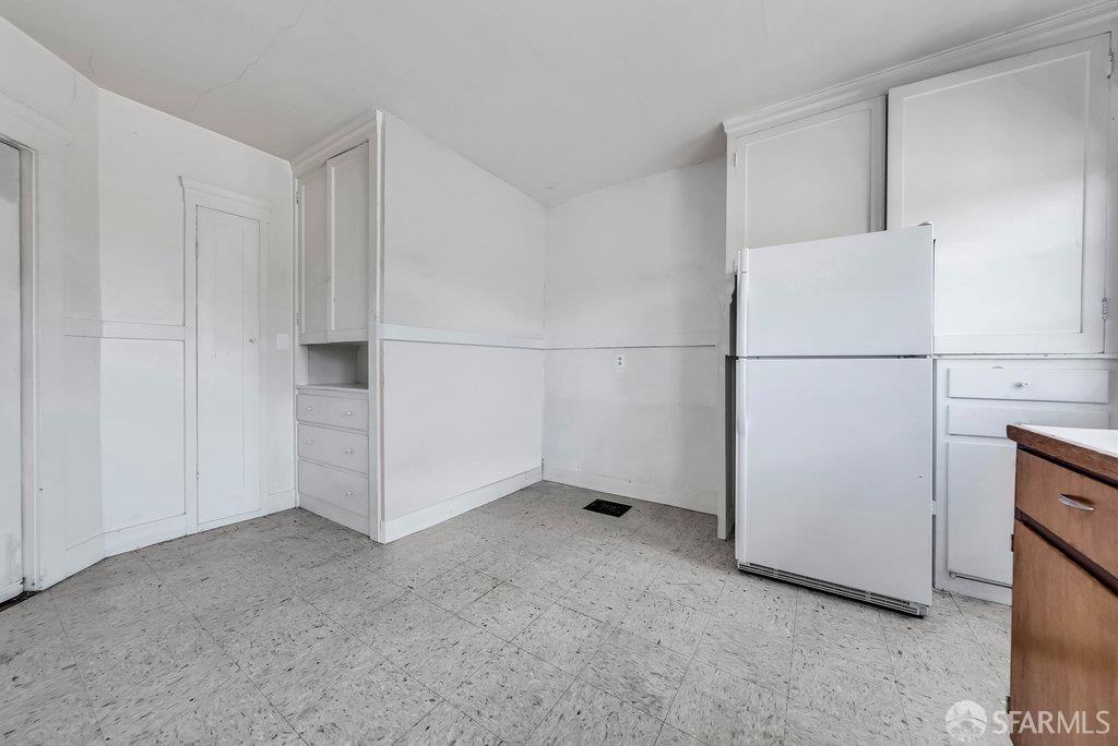 Detail Gallery Image 14 of 57 For 4011 Brighton Ave, Oakland,  CA 94602 - – Beds | – Baths