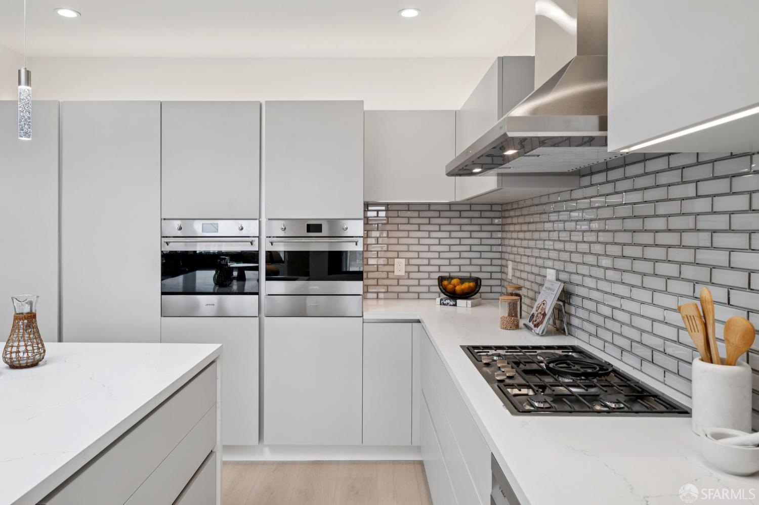 Detail Gallery Image 38 of 93 For 567 45th Ave, San Francisco,  CA 94121 - 4 Beds | 4/1 Baths