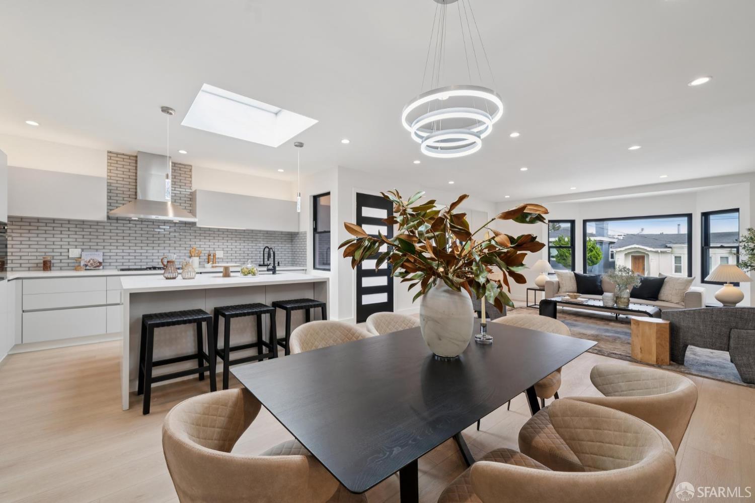 Detail Gallery Image 31 of 93 For 567 45th Ave, San Francisco,  CA 94121 - 4 Beds | 4/1 Baths