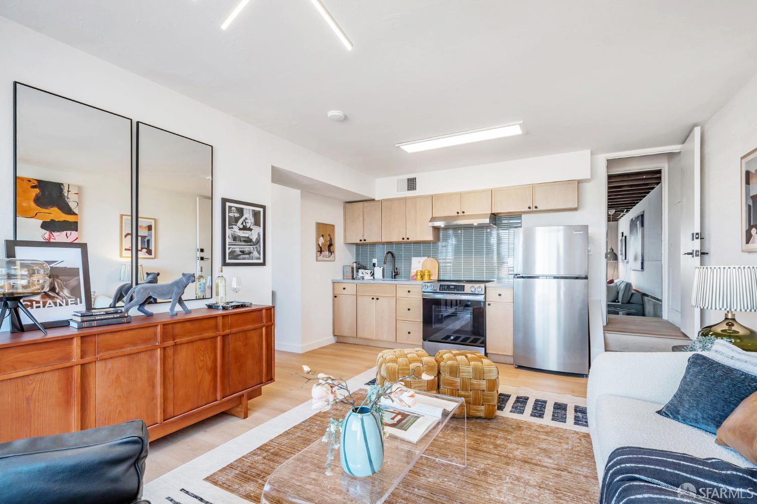 Detail Gallery Image 30 of 66 For 70 Woodside Ave, Daly City,  CA 94015 - 4 Beds | 3 Baths