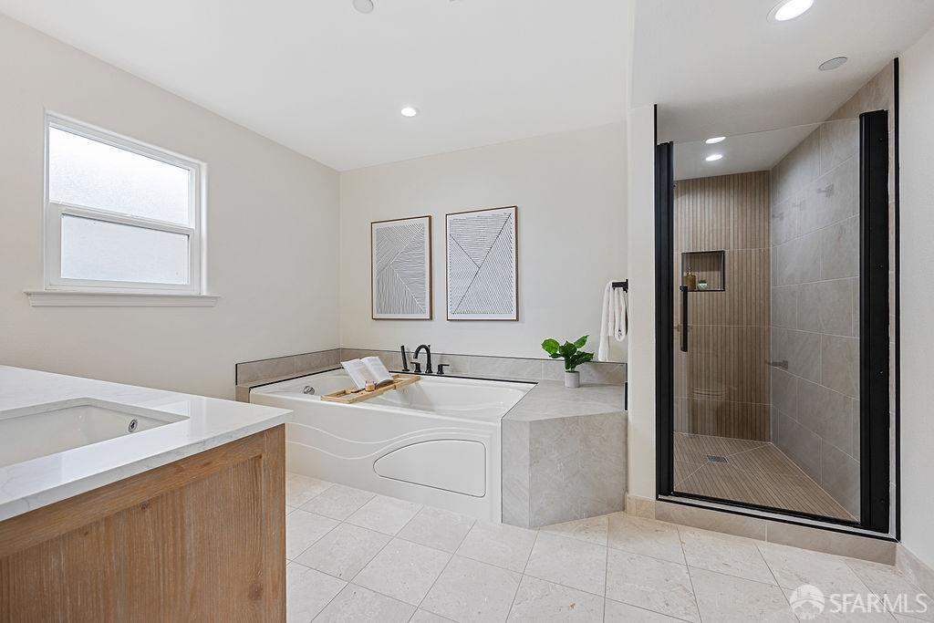 Detail Gallery Image 12 of 20 For 385 Castle St, Daly City,  CA 94014 - 3 Beds | 2/1 Baths