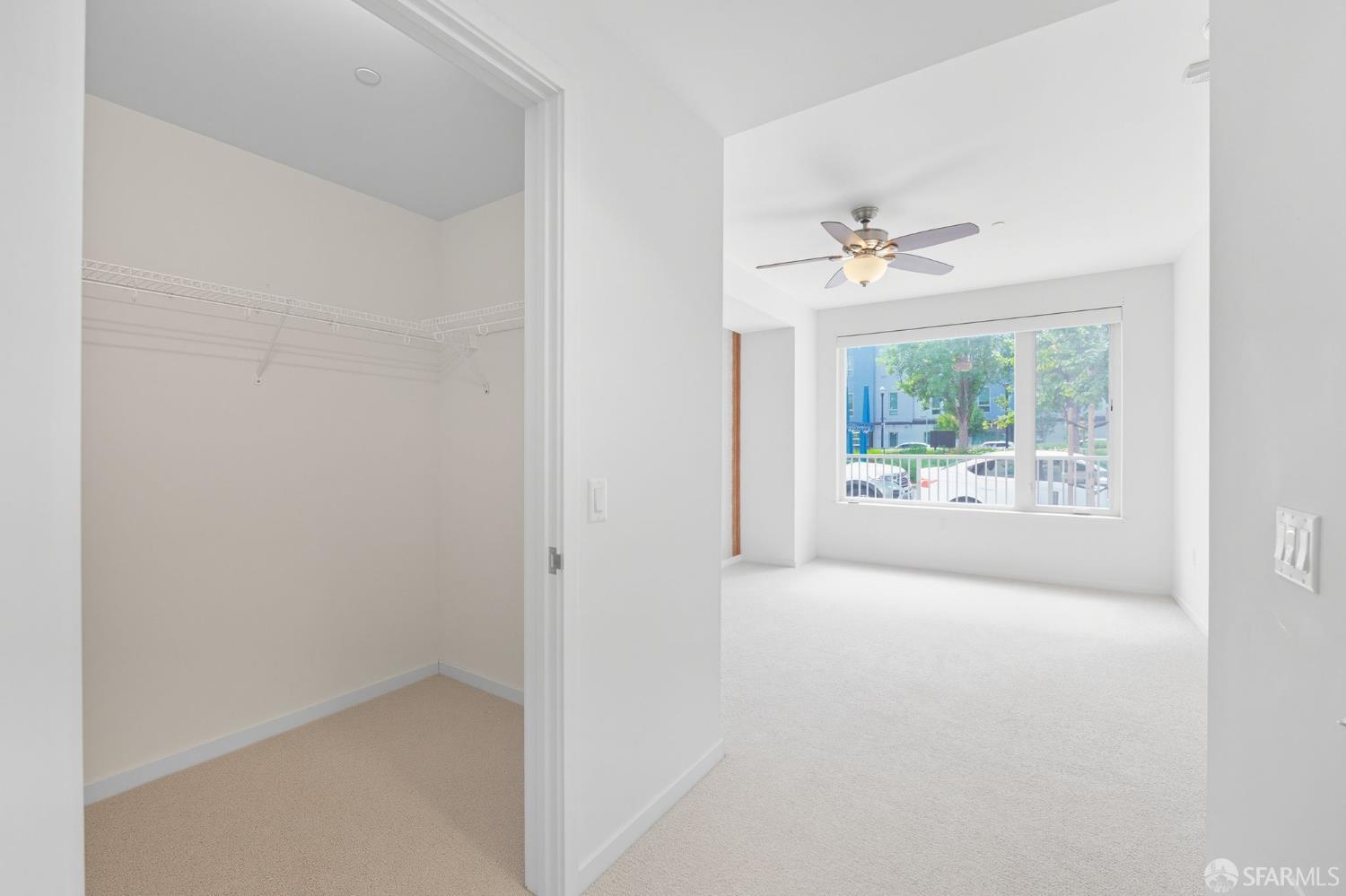 Photo #13: 425073170 Listing: Photo #13