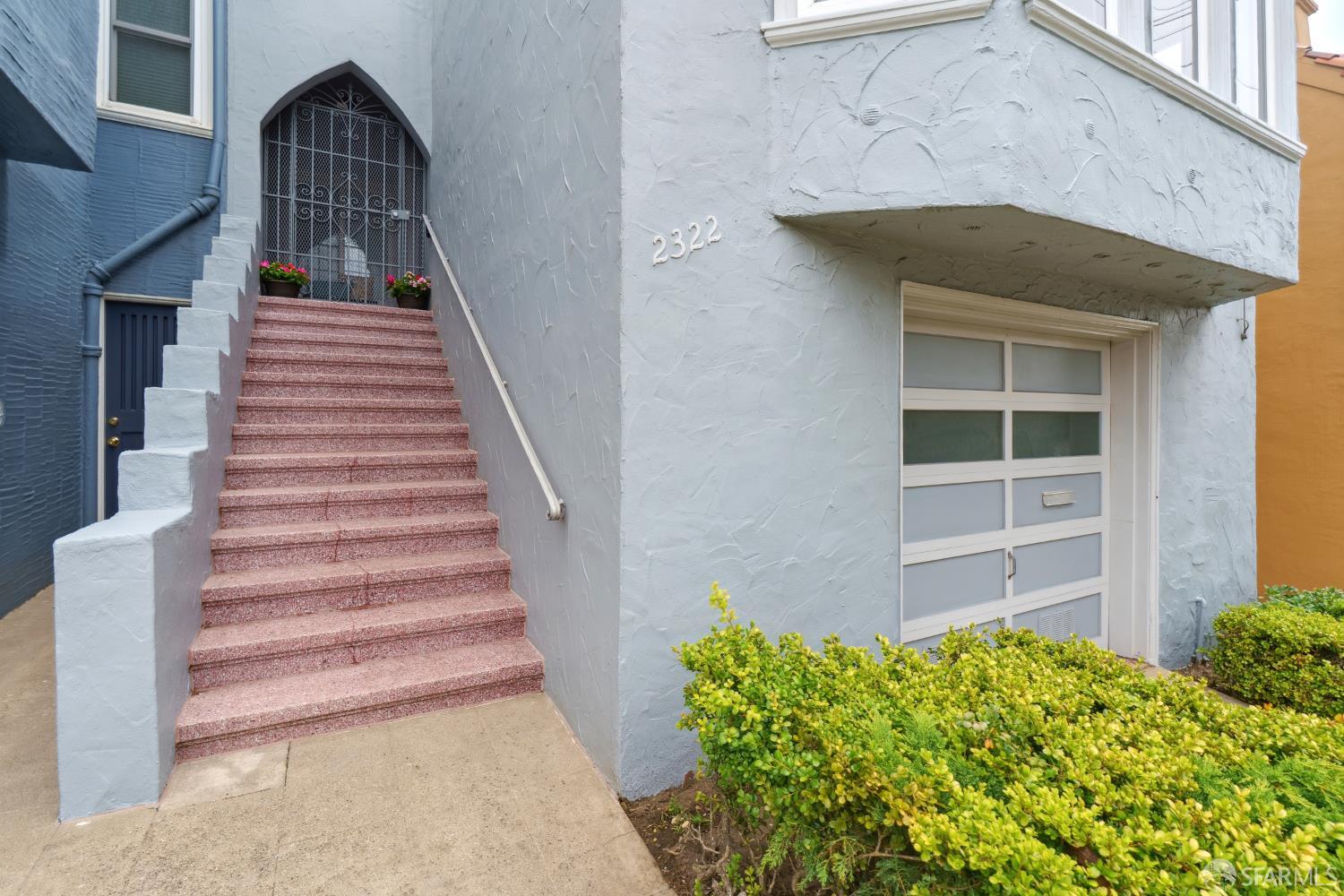 Detail Gallery Image 4 of 50 For 2322 25th Ave, San Francisco,  CA 94116 - 3 Beds | 1/1 Baths
