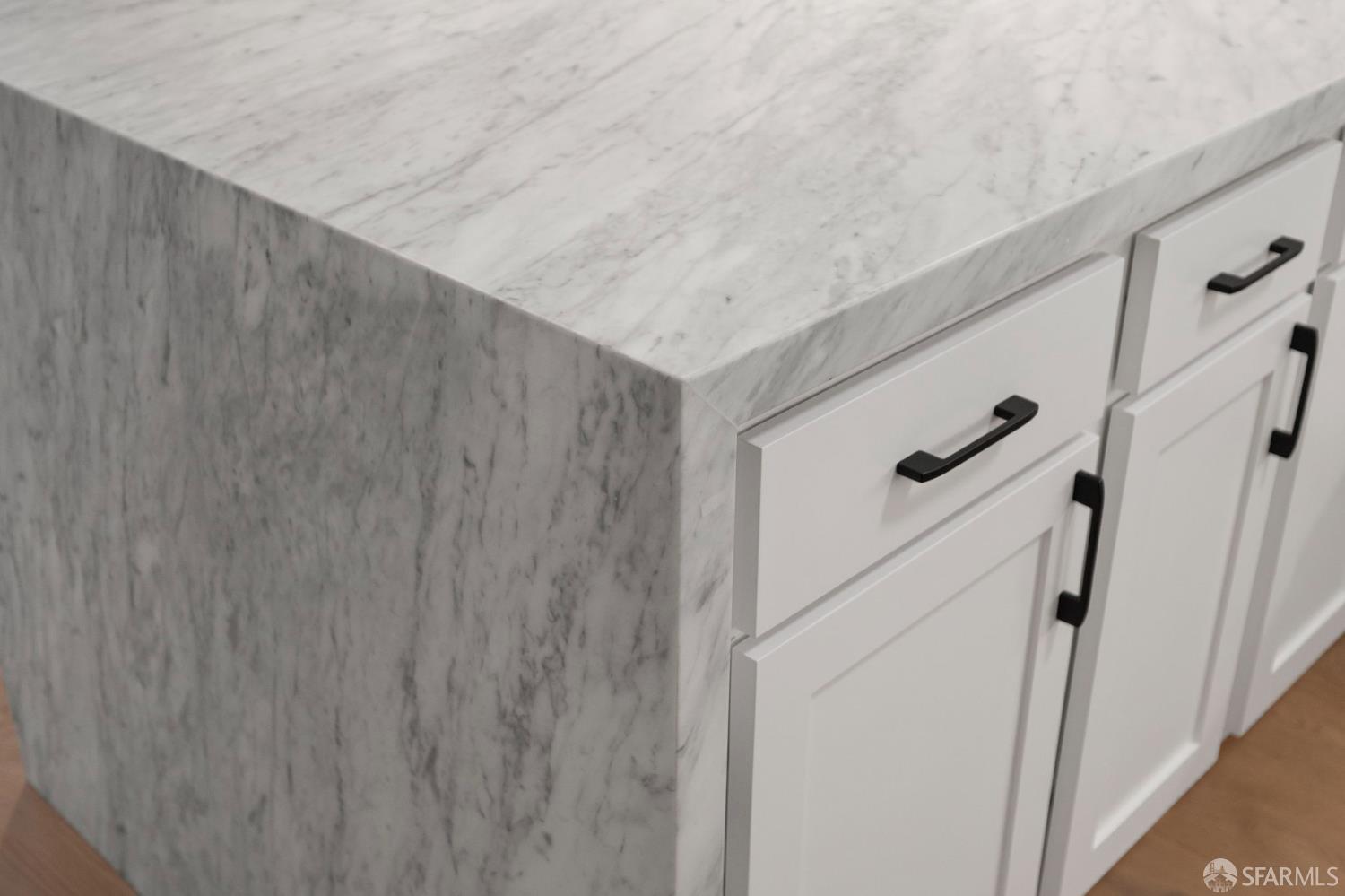 Detail Gallery Image 30 of 68 For 638 19th St #15,  San Francisco,  CA 94107 - 3 Beds | 2/1 Baths