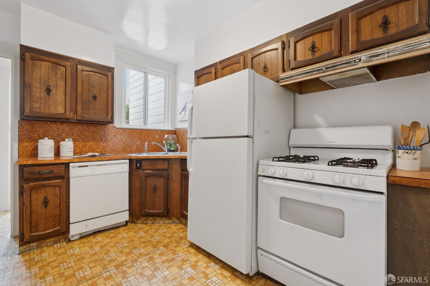 Detail Gallery Image 35 of 50 For 2322 25th Ave, San Francisco,  CA 94116 - 3 Beds | 1/1 Baths