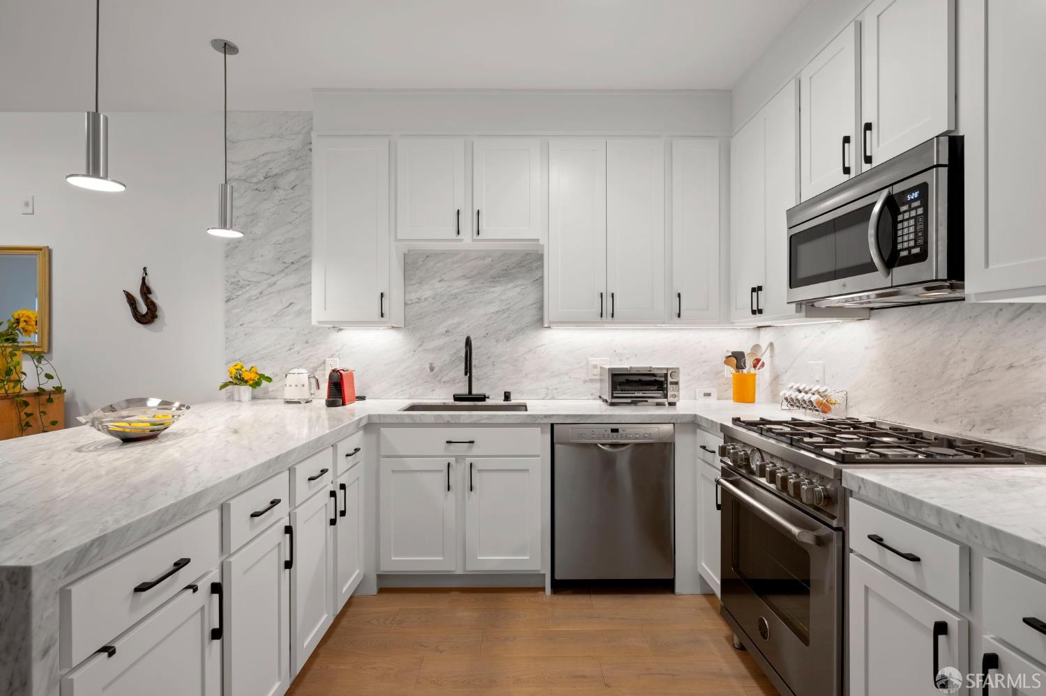 Detail Gallery Image 24 of 68 For 638 19th St #15,  San Francisco,  CA 94107 - 3 Beds | 2/1 Baths