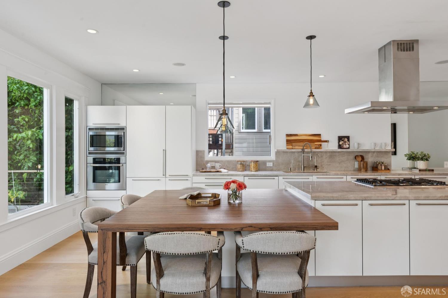 Photo #6: 425071976 Listing 