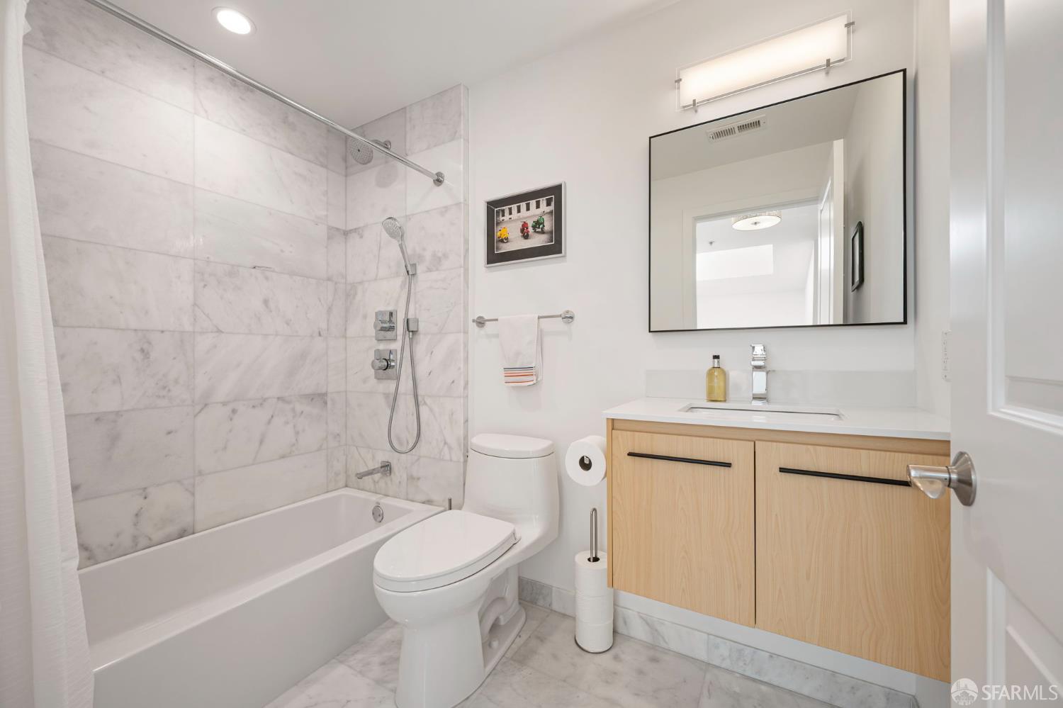 Detail Gallery Image 62 of 68 For 638 19th St #15,  San Francisco,  CA 94107 - 3 Beds | 2/1 Baths