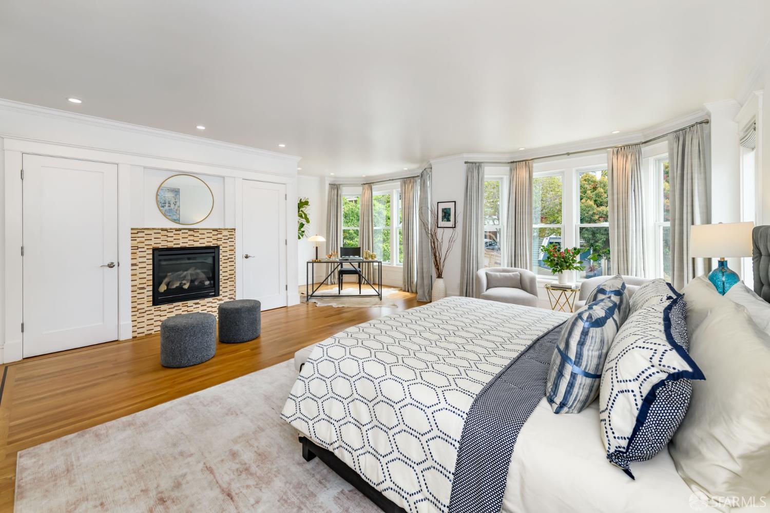 Detail Gallery Image 12 of 27 For 582 Diamond St, San Francisco,  CA 94114 - 3 Beds | 3/1 Baths