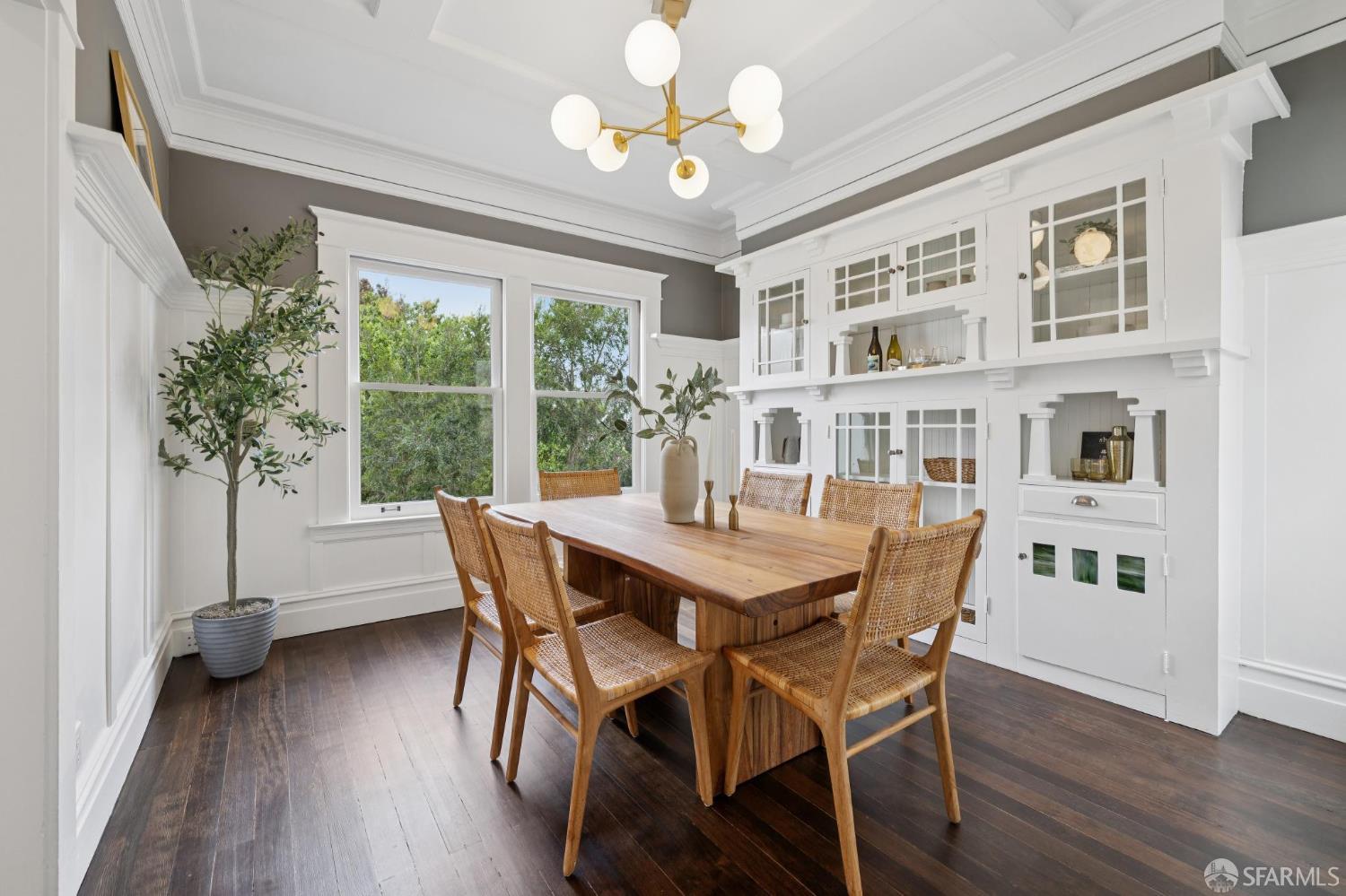 Photo #2: 425072158 Listing 