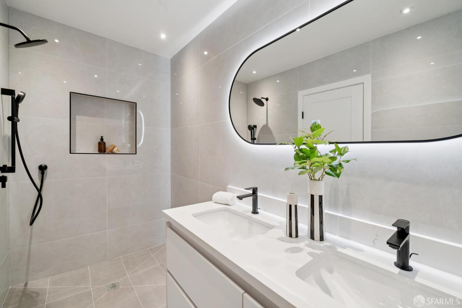 Detail Gallery Image 73 of 93 For 567 45th Ave, San Francisco,  CA 94121 - 4 Beds | 4/1 Baths