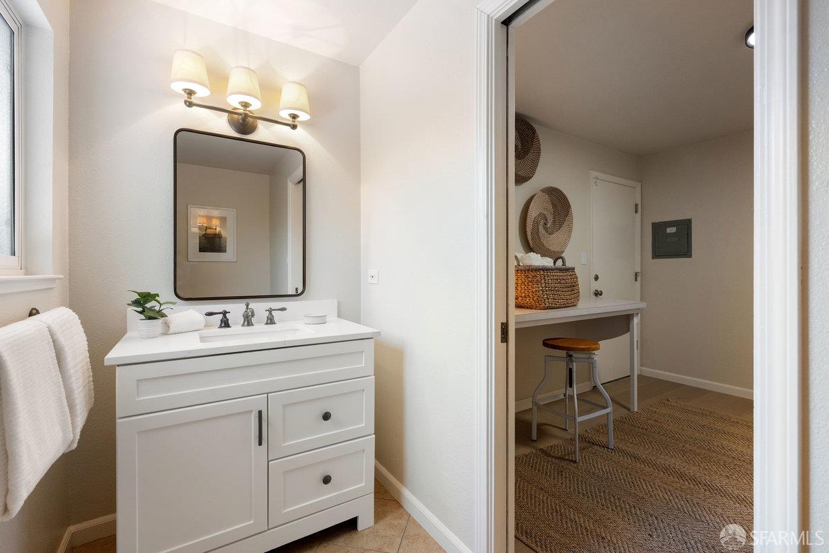 Detail Gallery Image 46 of 58 For 714 Wimbledon Rd, Walnut Creek,  CA 94598 - 5 Beds | 2/1 Baths