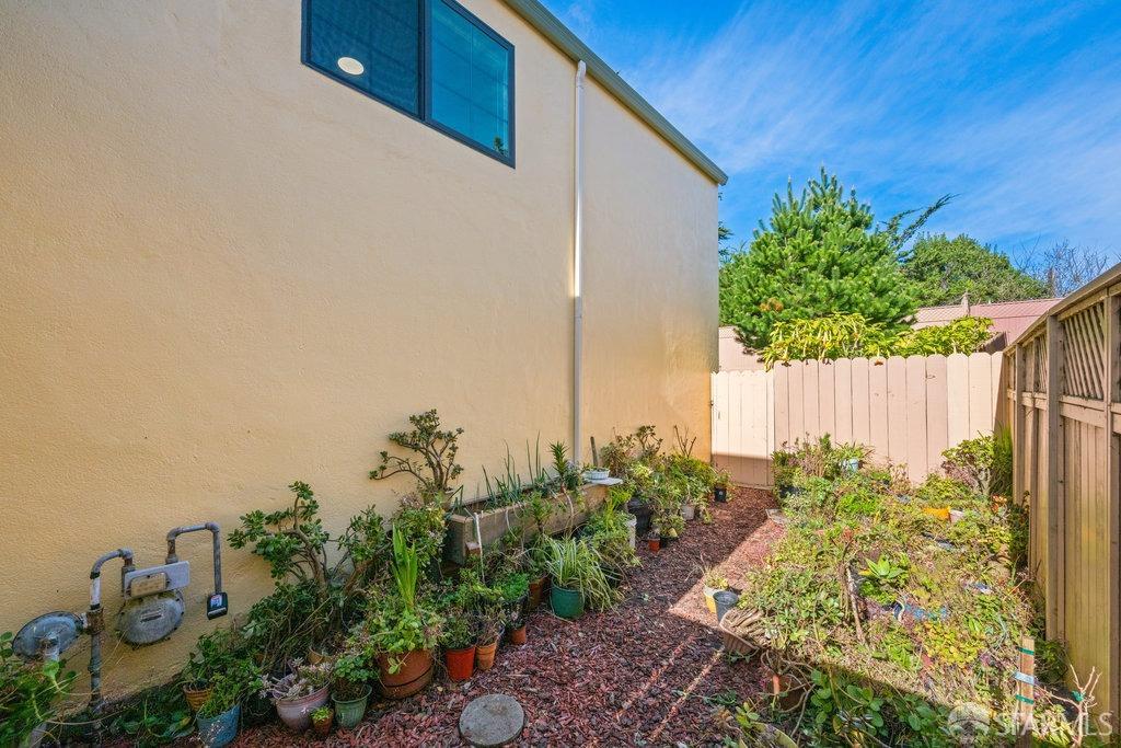 Detail Gallery Image 34 of 34 For 227 Gateway Dr, Pacifica,  CA 94044 - 4 Beds | 3 Baths