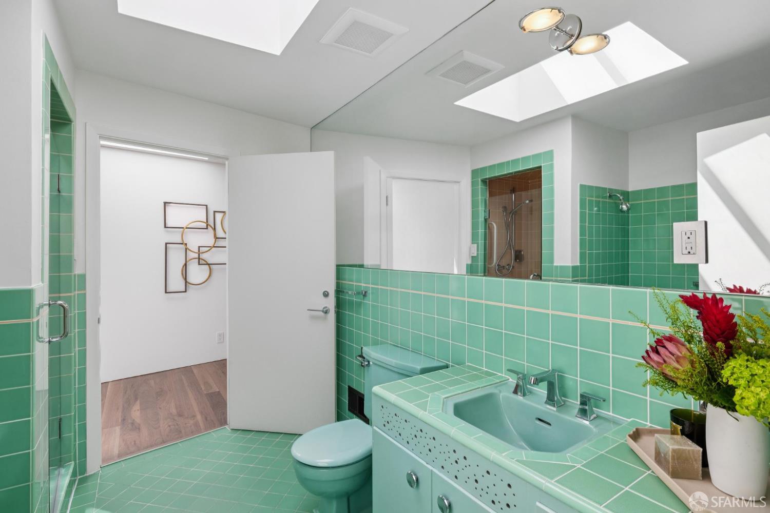 Detail Gallery Image 31 of 45 For 918 Kansas St, San Francisco,  CA 94107 - 5 Beds | 3/1 Baths