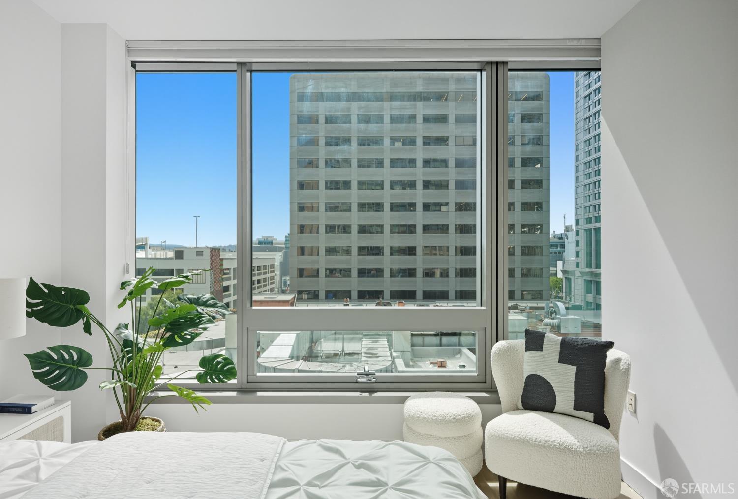 Photo #12: 425072472 Listing: Photo #12