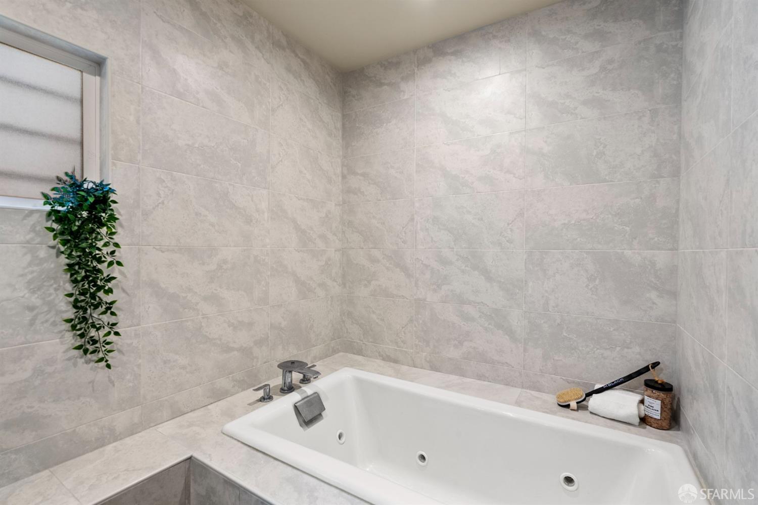 Detail Gallery Image 33 of 51 For 3043 Noriega St, San Francisco,  CA 94122 - 3 Beds | 2 Baths