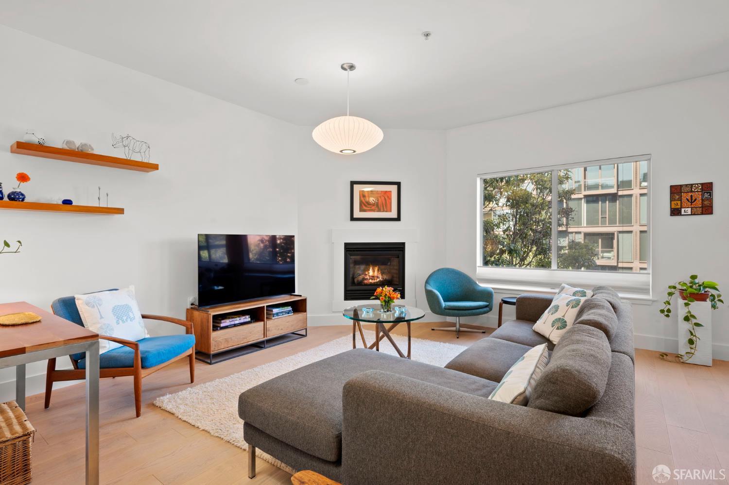 Detail Gallery Image 10 of 68 For 638 19th St #15,  San Francisco,  CA 94107 - 3 Beds | 2/1 Baths
