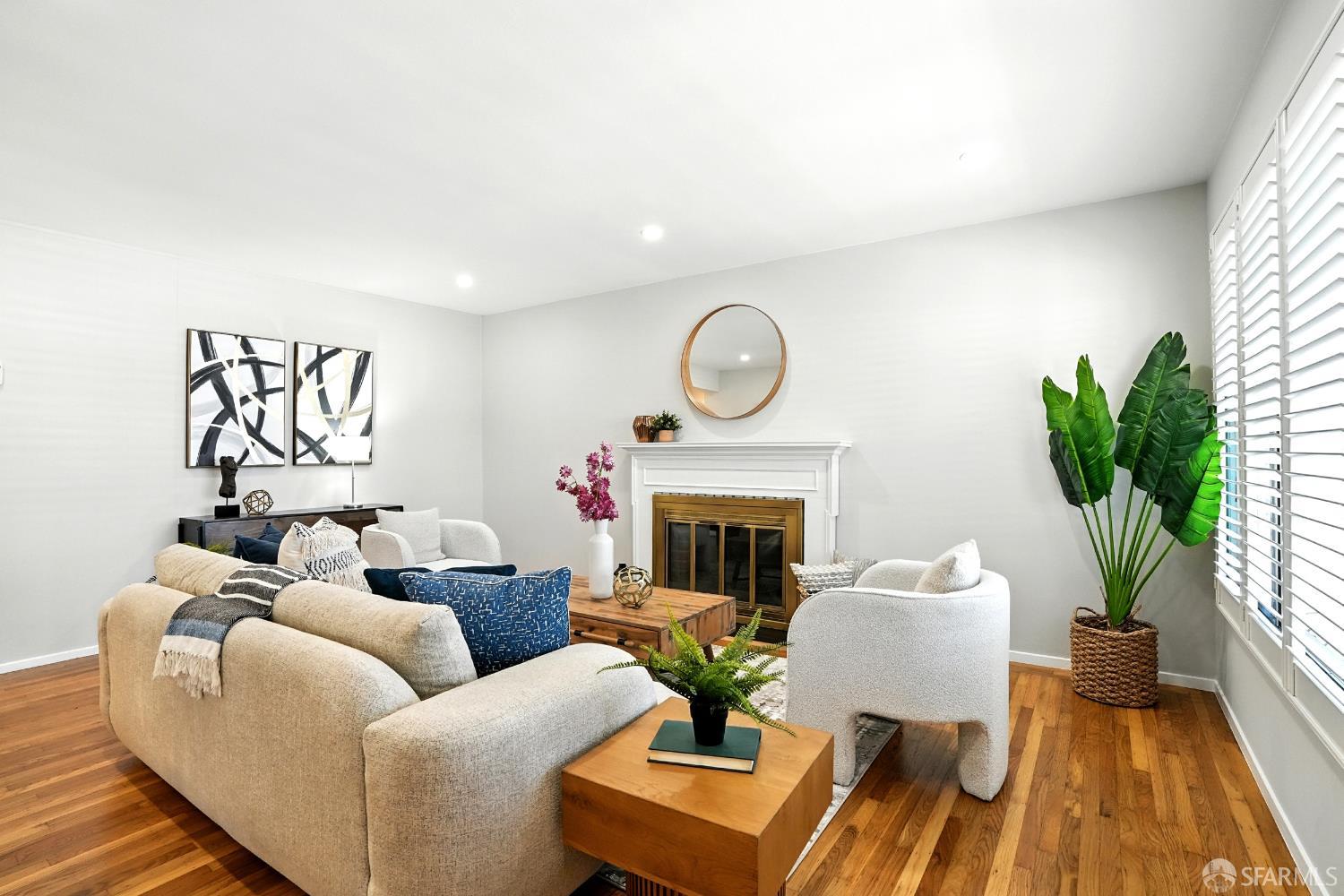 Detail Gallery Image 7 of 38 For 448 Evergreen Dr, South San Francisco,  CA 94080 - 4 Beds | 2 Baths
