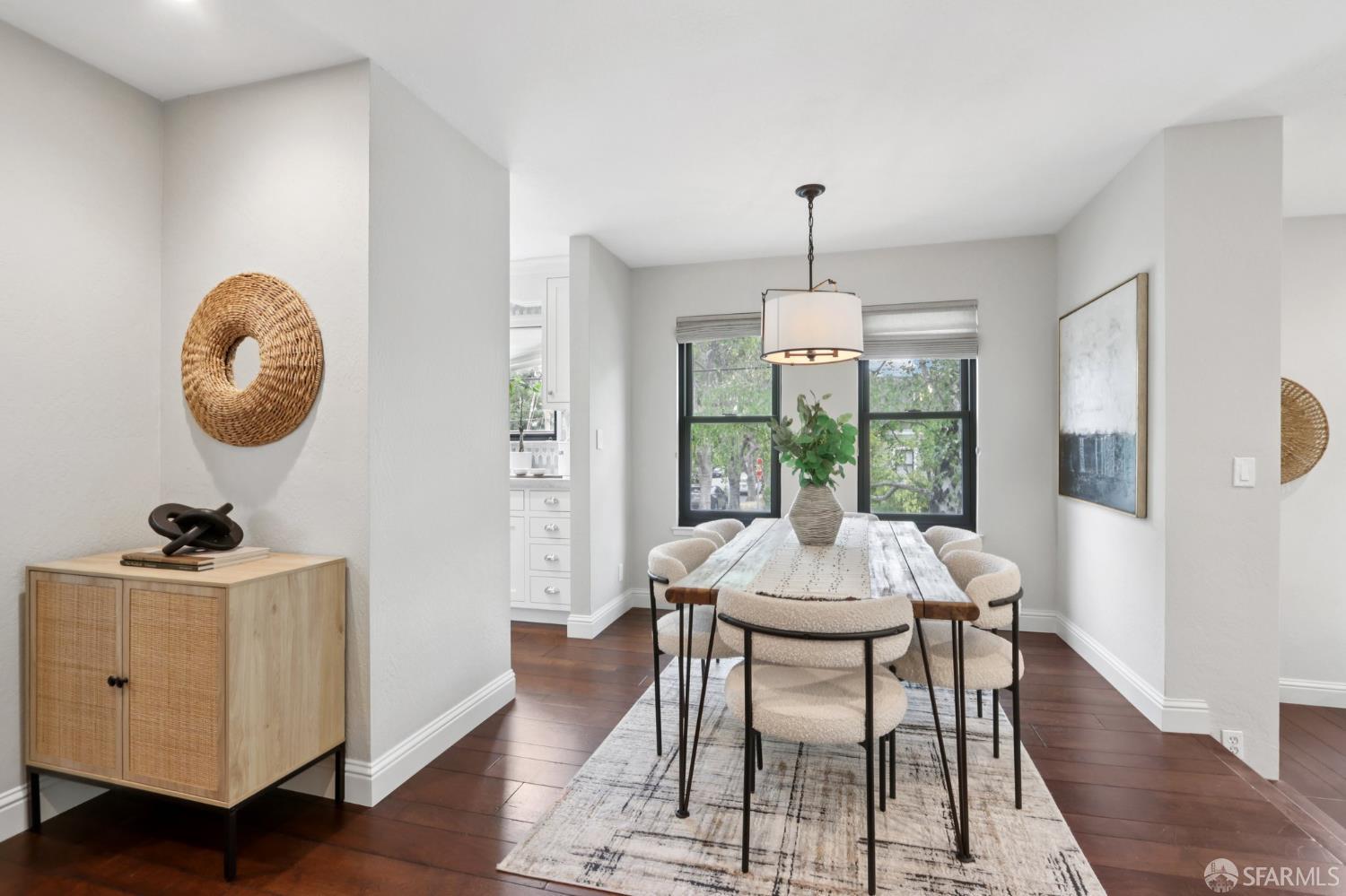 Detail Gallery Image 14 of 47 For 733 Fairfield Rd #8,  Burlingame,  CA 94010 - 2 Beds | 2/1 Baths