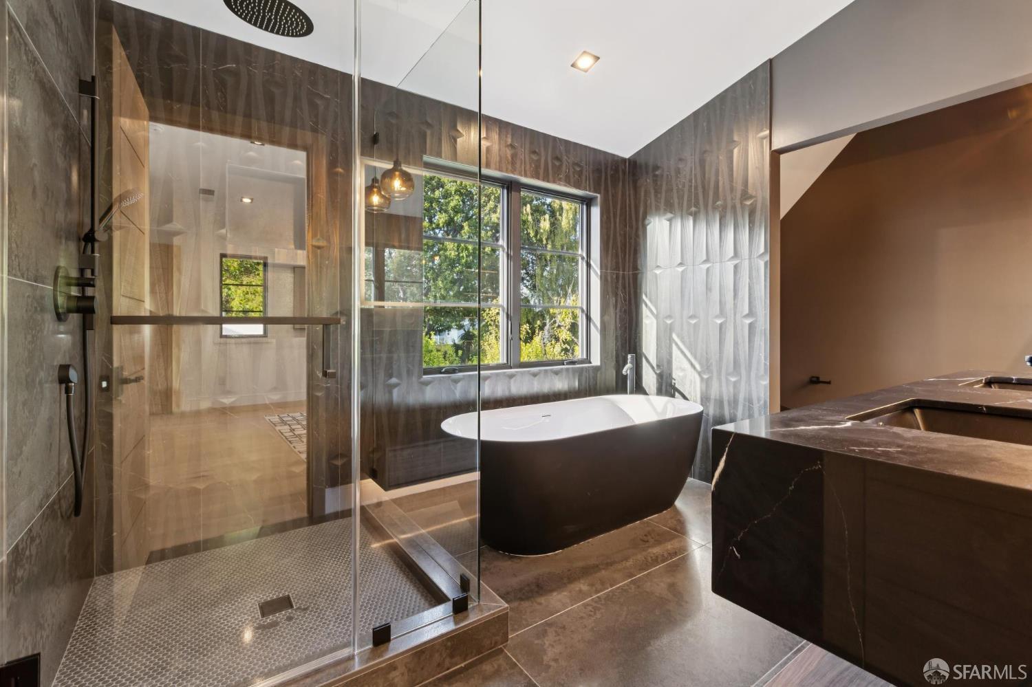 Detail Gallery Image 26 of 43 For 14 Channing Rd, Burlingame,  CA 94010 - 4 Beds | 4/1 Baths