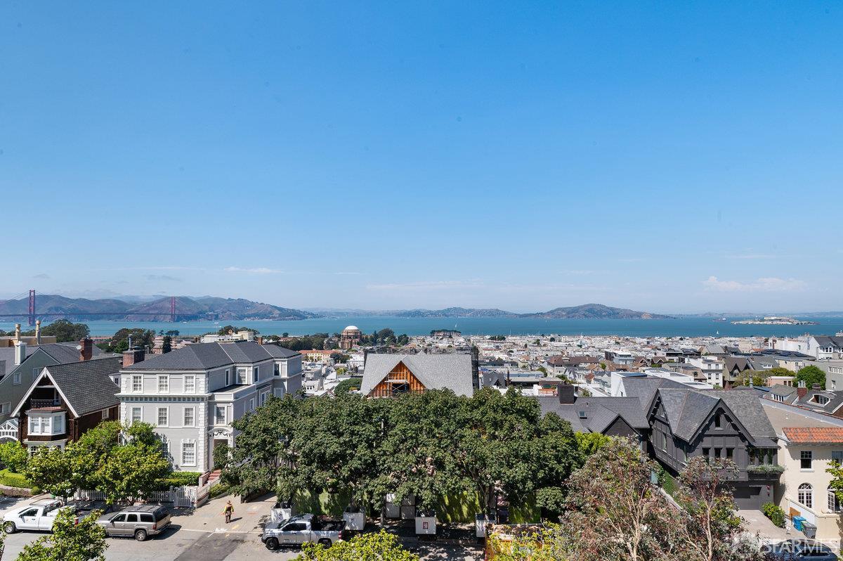 Detail Gallery Image 27 of 61 For 2833 Vallejo St, San Francisco,  CA 94123 - 5 Beds | 6/1 Baths